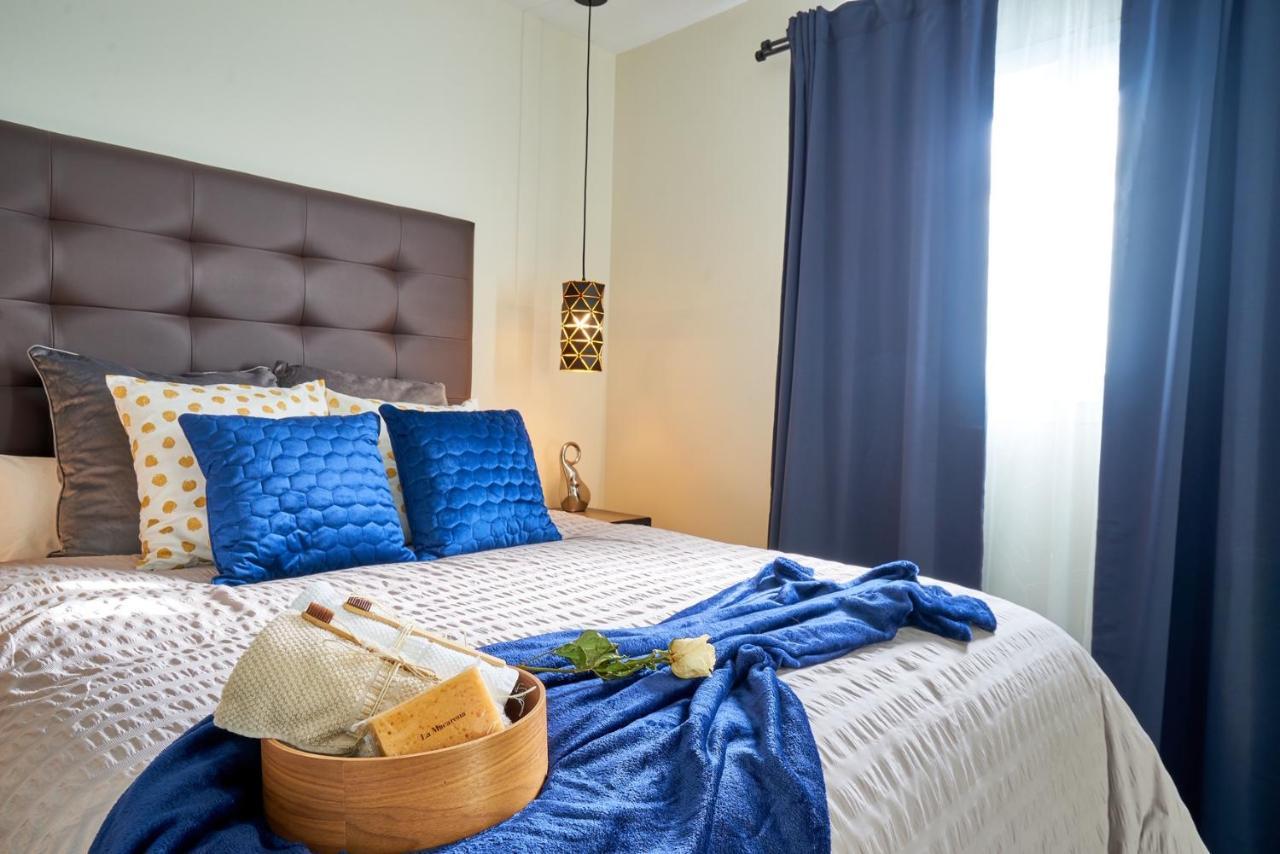 La Macarena Airport Apartment Malaga Exterior photo